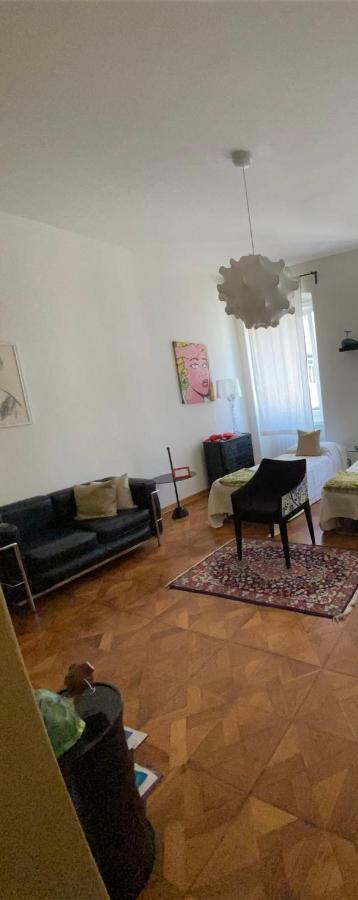 Alla Scalinata Del Teatro Rossetti Parcheggio Trieste Extérieur photo